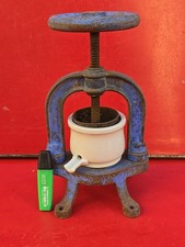 PRESSE VIANDE Pressoir à Jus Fonte Bleue ANCIEN ART POPULAIRE BOUCHERIE CUISINE