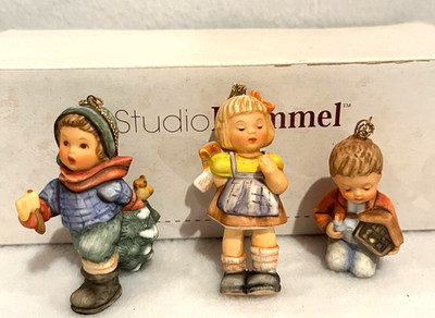Berta Hummel Christmas Ornaments of Children by Goebel 1998 MIB (Set 2)