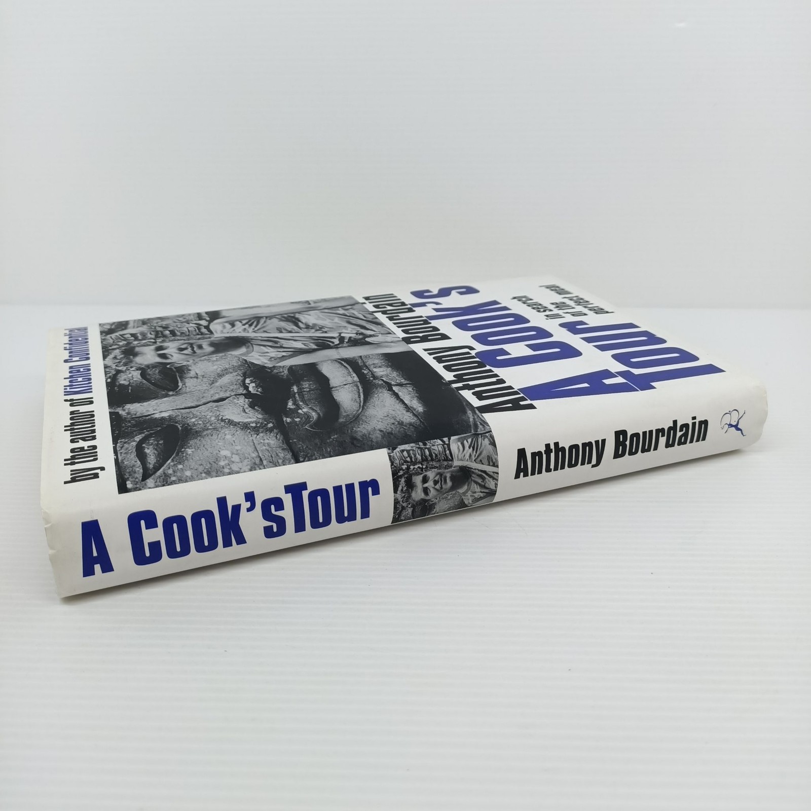 A Cook's Tour Anthony Bourdain Hardcover Bloomsbury ISBN 0-7475-5686-5 UK 2001 image 3