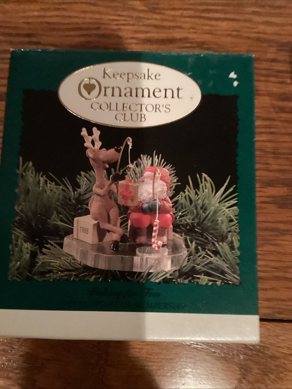 1995 Hallmark Keepsake Ornament Collector's Club Membership Fishing For Fun NEW