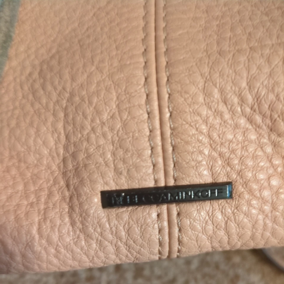 Cartera de moto Rebecca Minkoff rosa polvoriento Foto 2 de 4