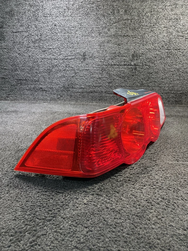 Lámpara de luz trasera izquierda del lado del conductor Acura RSX DC5 2002-2004 OEM 220-22388 Foto 3 de 4