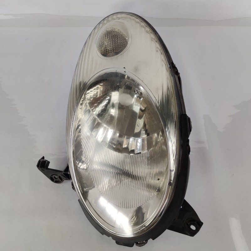 26010AX700 Proiettore DX NISSAN MICRA (K12E) 1.5d (48Kw) Ber. 5p/d/1461cc
