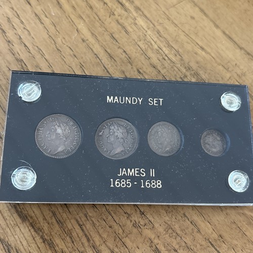 1685-1688 MAUNDY SET - JAMES II - 4 Silver Coins in Maundy Capsule 1 2 3 4 Pence
