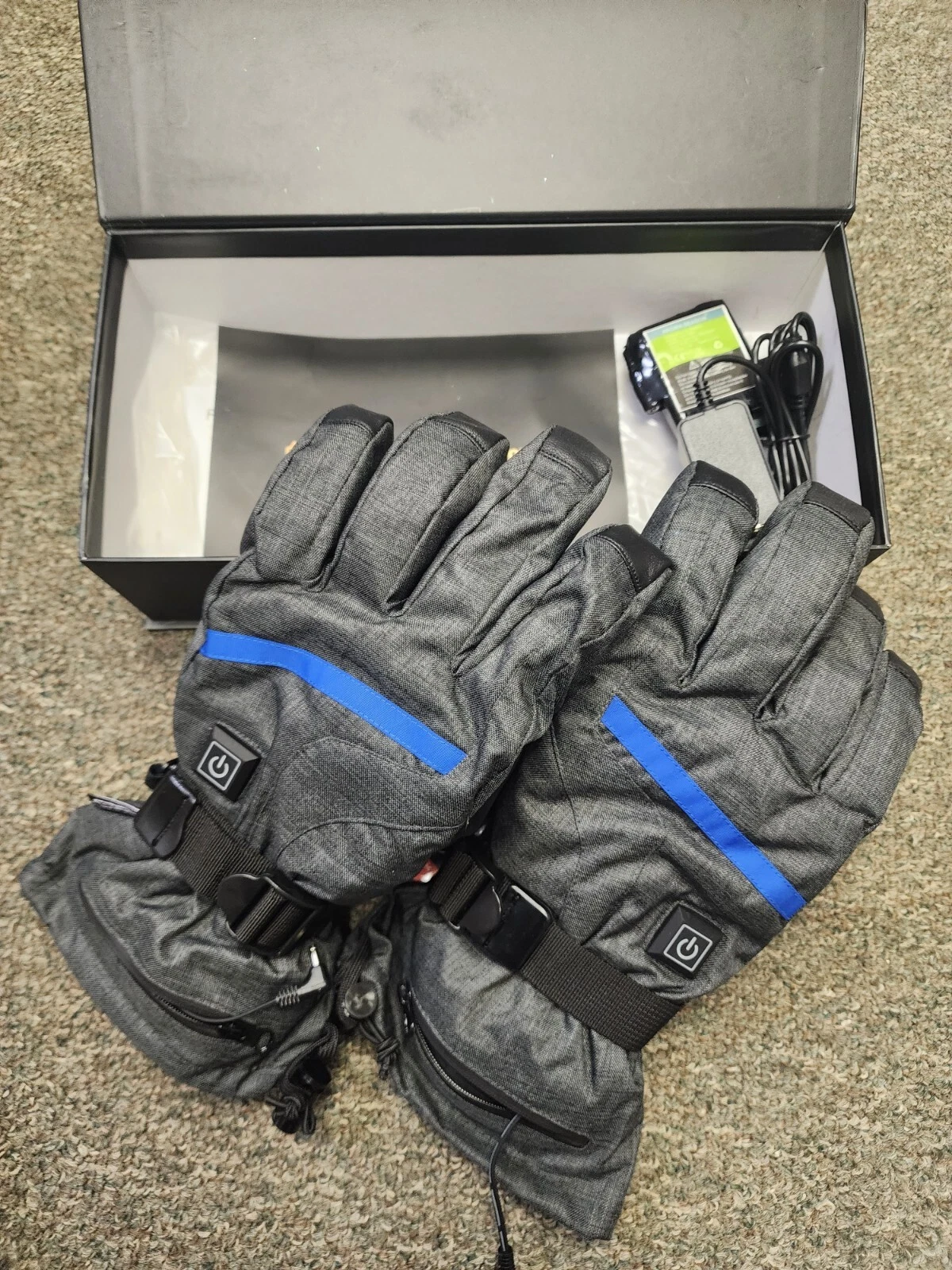 Aroma Season, Electric Heated Gloves Size Small NEW R1