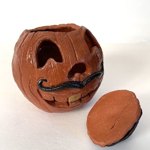 Handmade Pottery Jack O’Lantern Face Signed 4” Mustache Hat Pumpkin Oddity OOAK - Picture 3 of 8