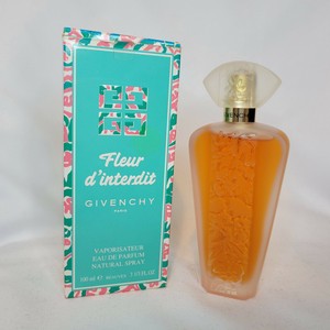 givenchy fleur