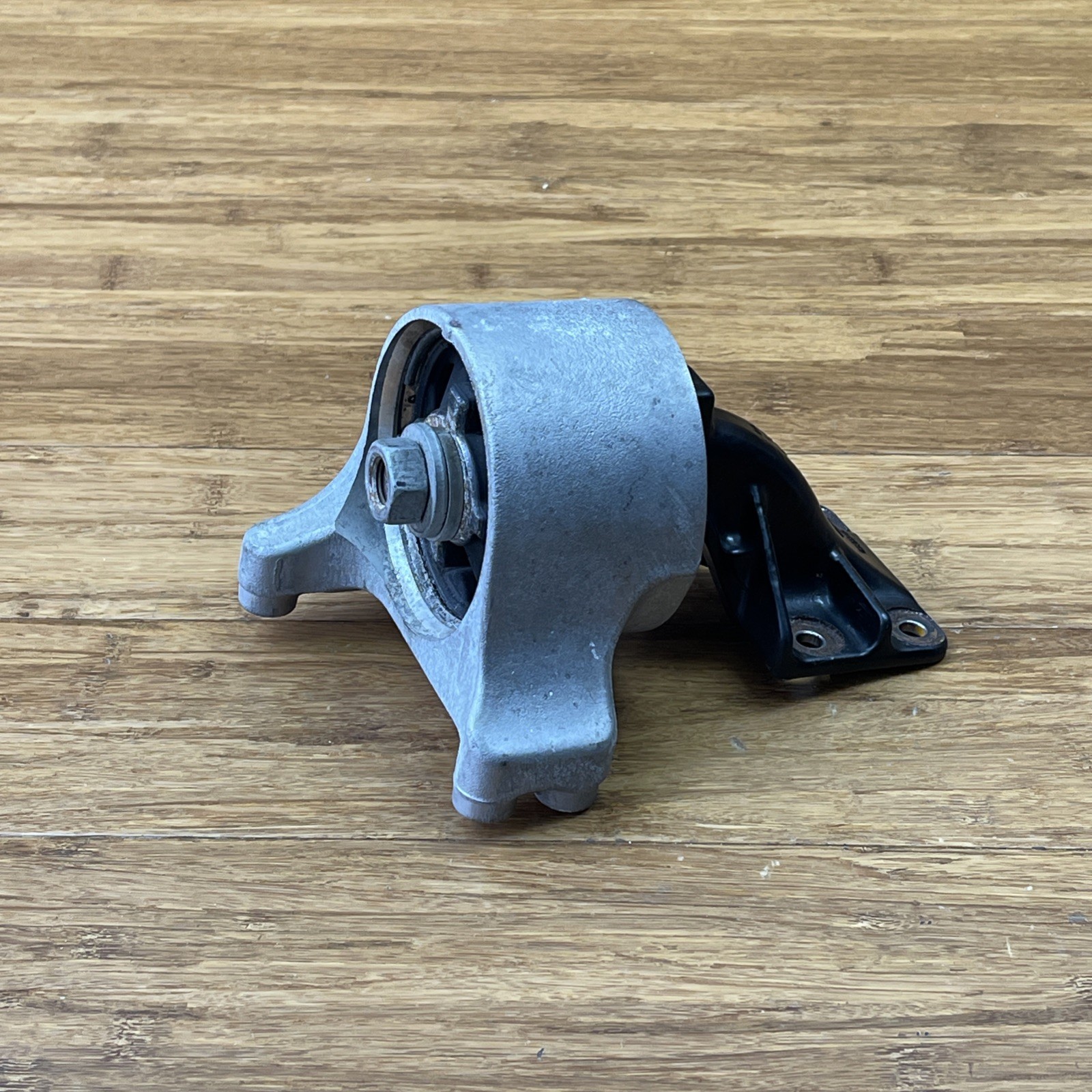 2018-2020 Ferrari Portofino F164 Front Left Transmission Mount 10k Miles OEM