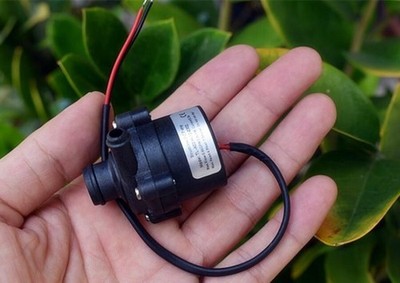 Micro DC12V Brushless DC Water Pump Impeller Pump 5.6W 180L/h 2m Head *mz
