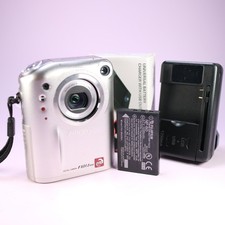 Fujifilm Digital Camera FinePix F601 3.1MP Silver Tested W/ Battery + Charger