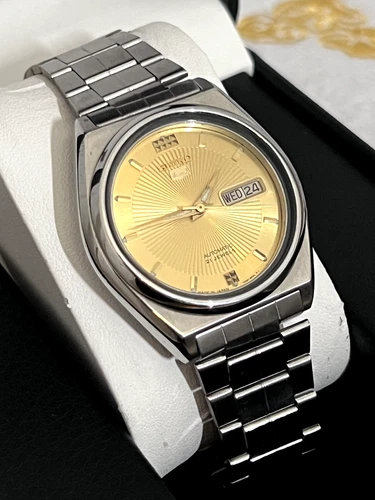 Seiko 5 7009 8009 Gold Dial Day Date Automatic Watch Vintage 1985 Watch 21J