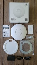 Ubiquiti Unifi UAP 802.11n Access Point Wi-Fi Network Complete In Box