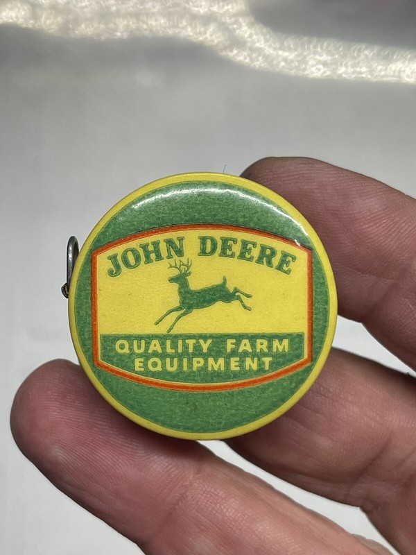 Vintage  JOHN DEERE FARM Tractor Advertising CELLULOID Tape Measure. Works
