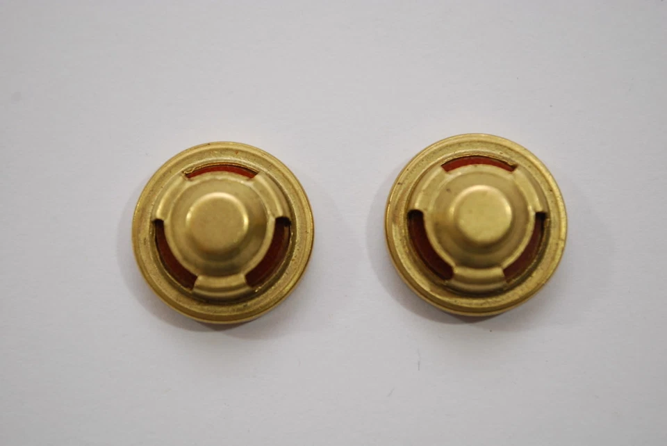 TOYOTA LAND CRUISER FJ 40 FJ40 FJ45 MECHANICAL FUEL PUMP VALVE PAIR - Image 2 of 3