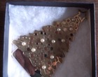 Vintage Gloria Dunhin 1992 Goldtone & Pearls Christmas Tree Ornament — photo 2