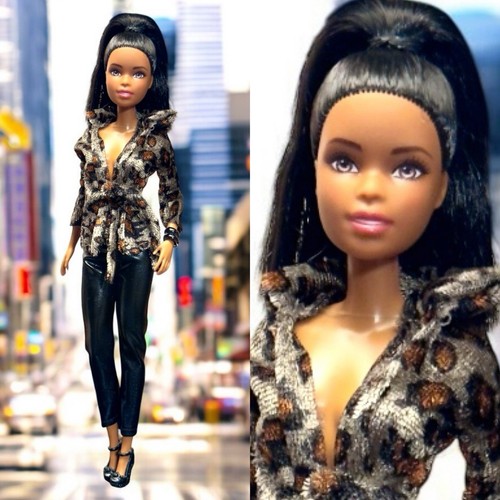 Barbie AA Nikki Hybrid Custom OOAK Puppe - Bild 1 von 24