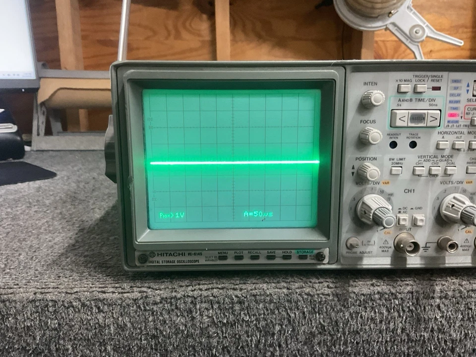 Osciloscopio de almacenamiento digital Hitachi VC-6145 150 MHz encendido, sin probar Foto 2 de 4