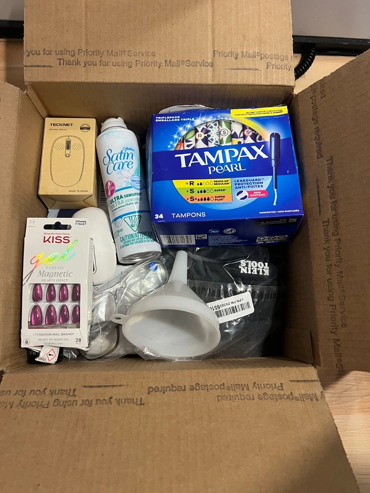 28x assorted amazon Wholesale Lot electronics shoes, accessories all manifest - Image 2 of 4