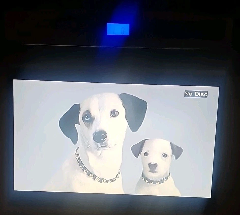 RCA 15" LCD Swivel Screen TV DVD Combo Under Cabinet SPS36123 Flat Screen TV - Image 3 of 4