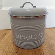 TK MAXX.NEW.LARGE 18 CM ROUND RETRO STYLE LIGHT GREY AIRTIGHT BISCUIT TIN