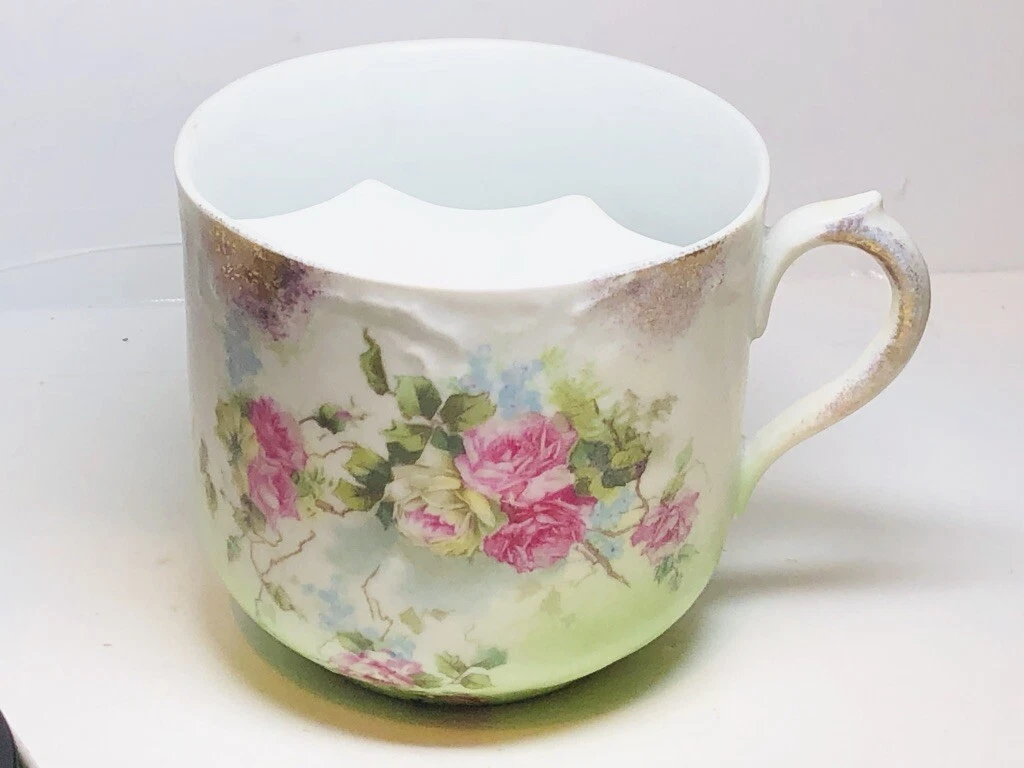 Mustache cup 2024