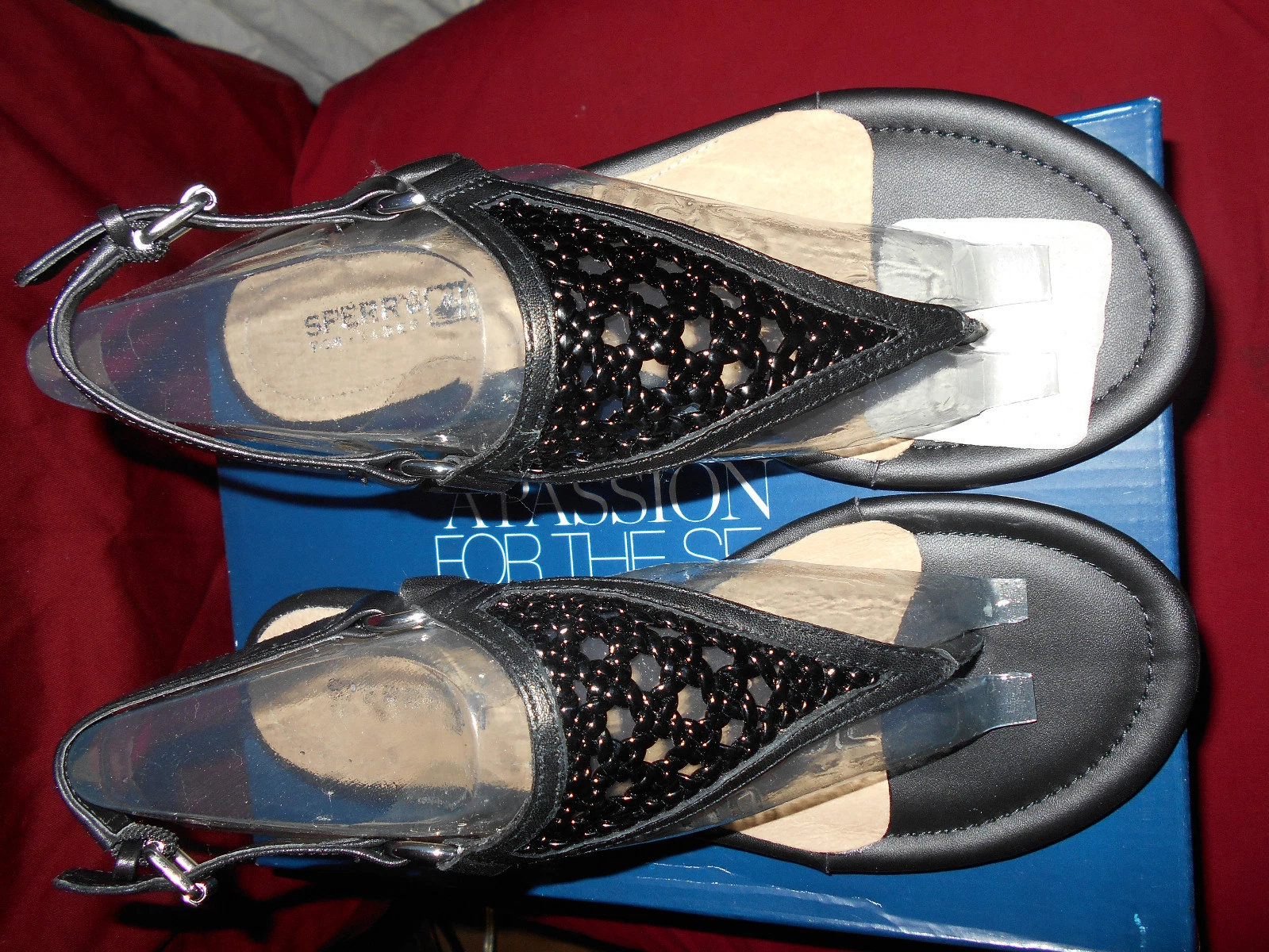 NEW BALANCE Sandali Top Sperry LAINA uno platino e uno nero venduti separatamente. 5 5 M