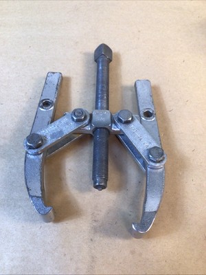 OTC Owatonna Tool Co Puller No 1001-L