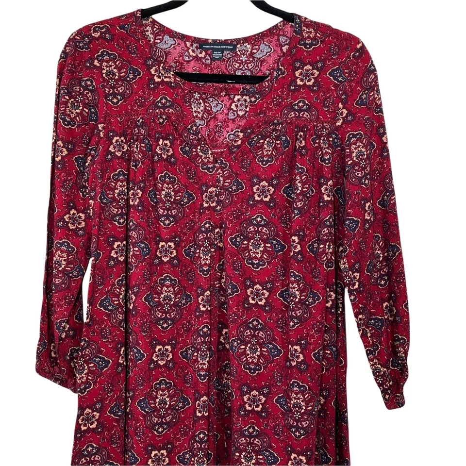 American Eagle 女式 XS 红色波西米亚花卉袖口迷你连衣裙 — 第 2/4 张图片