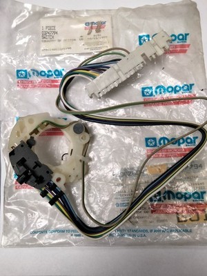 Mopar NOS T/Signal Switch 79-81 H,N,F,G,P.D.E,T,X.S.J w/o Corner w/ Tilt Strg.