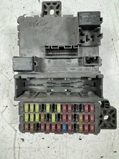016-021 Honda Civic LX 4 Door 2.0 AT Cabin Fuse Box TBD-A3 38200-TBA-A31 OEM