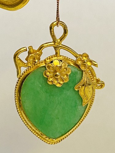 Vintage Chinese 24K Solid Gold Natural 
