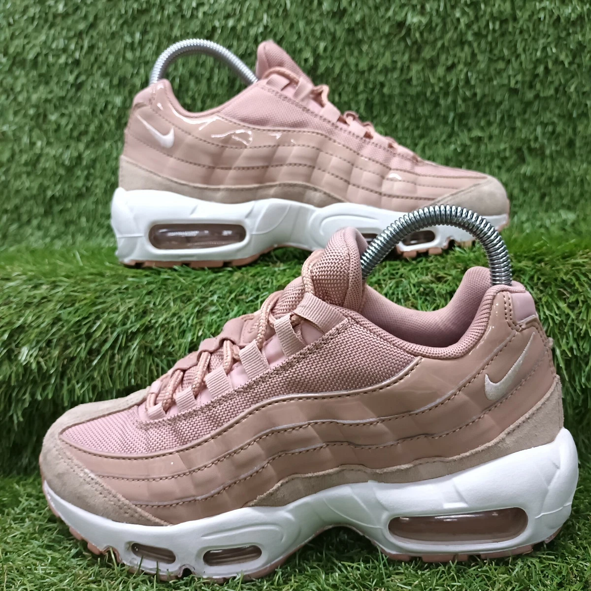 Particle pink air max hotsell