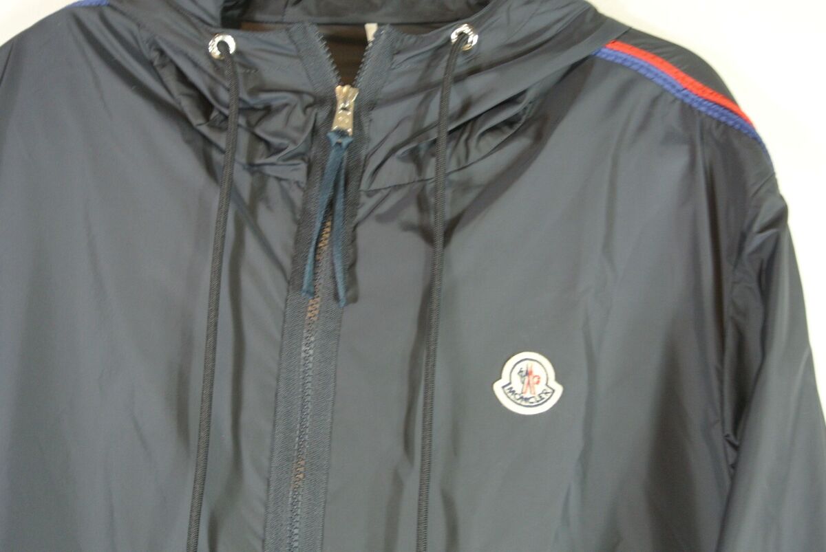 NEW Moncler Hattab Logo-Appliquéd Shell Hooded Jacket in NEW Moncler Hattab Logo-Appliquéd Shell Hooded Jacket in