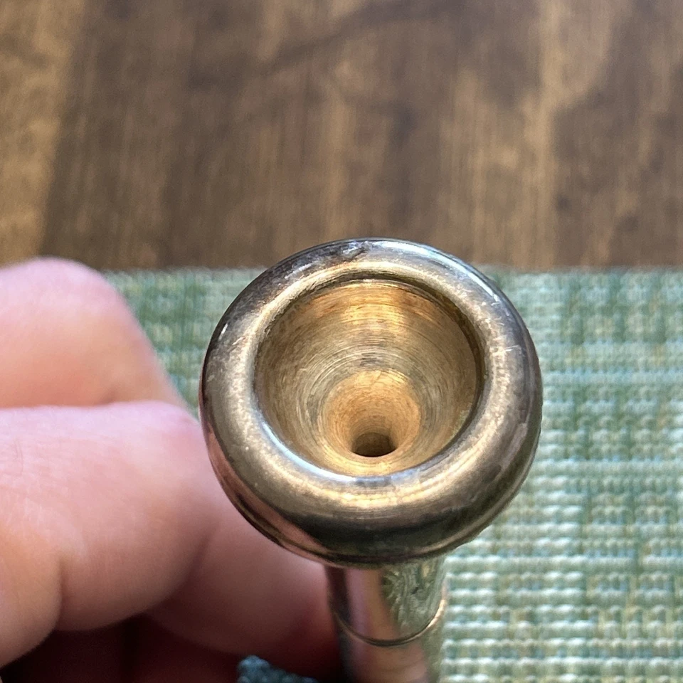 Boquilla trompeta Reynolds 7C Foto 4 de 4