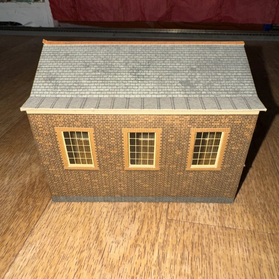 Superquick 00 Gauge Goods Depot Building Built - Image 2 of 4