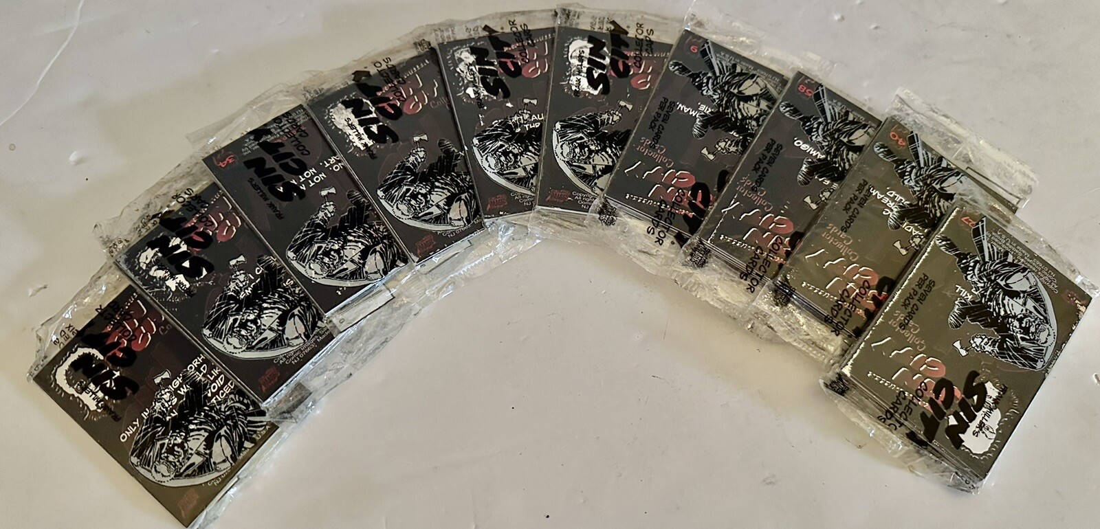 Frank Miller's Sin City Comic Images LUSTRECHROME 10 Sealed Packs 60 Total Cards - Picture 7 of 17