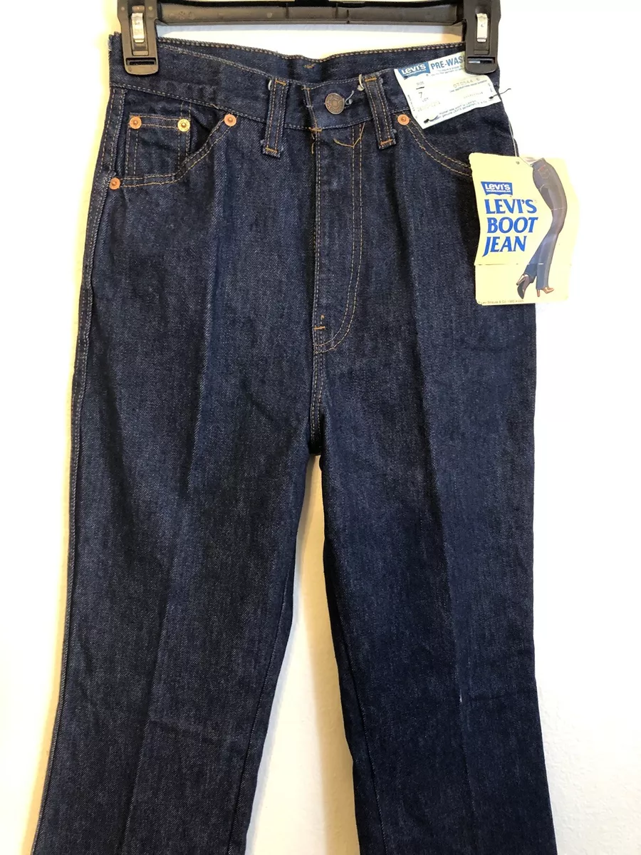 Juniors levi's sales bootcut jeans