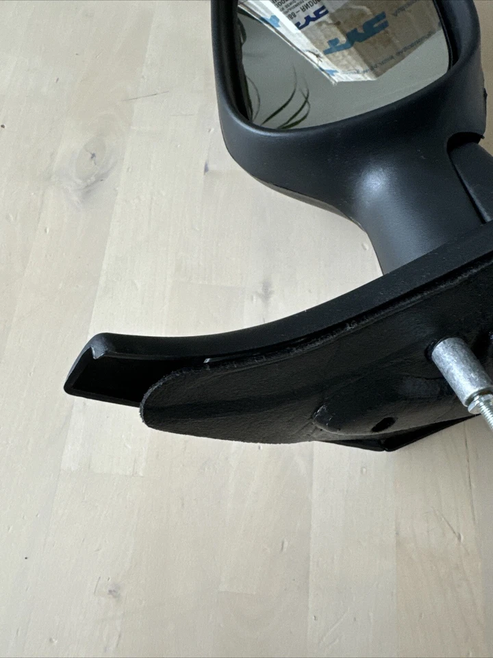 TYC 388-RND061-T0-2T O/S Right Side Door Mirror Fits RENAULT SCENIC 1996-1999 - Image 3 of 4