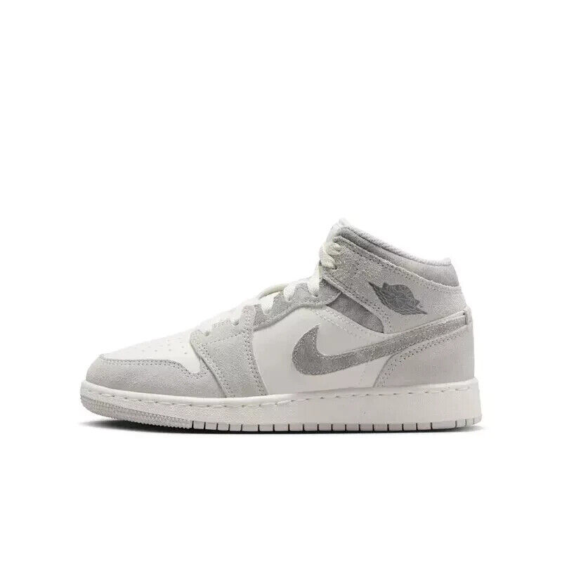 Nike Air Jordan 1 Mid SE (GS) Shoes Smoke Gray Sail FQ8088 Nike Air Jordan 1 Mid SE (GS) Shoes Smoke Gray Sail FQ8088