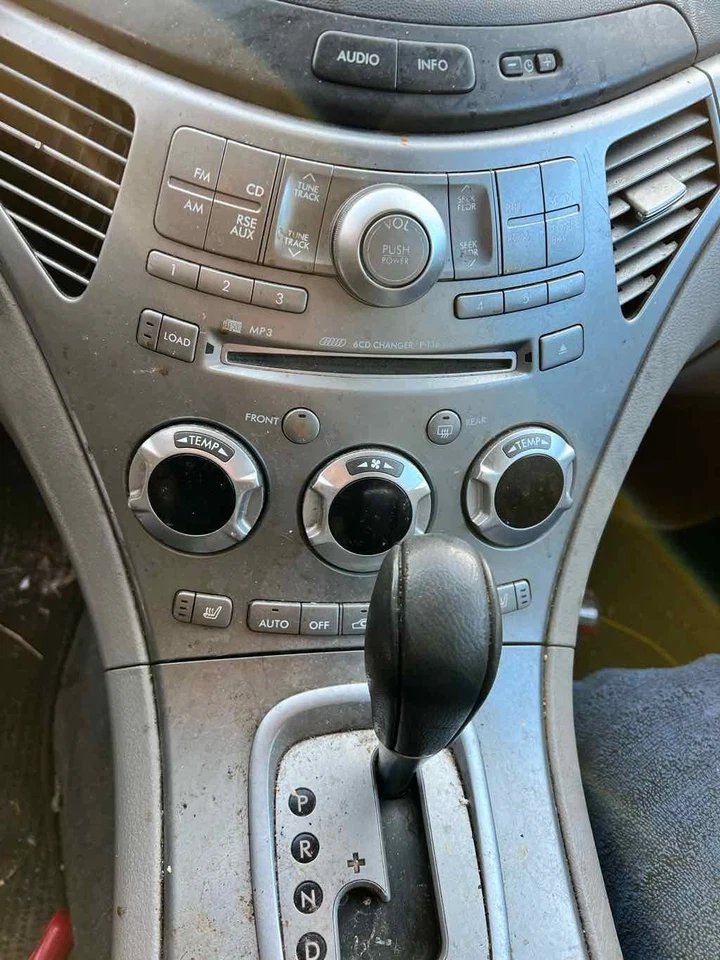 Pinza de freno de disco delantera derecha usada se adapta a: 2006 Subaru Tribeca delantera 3,6 L delantera R Foto 3 de 4