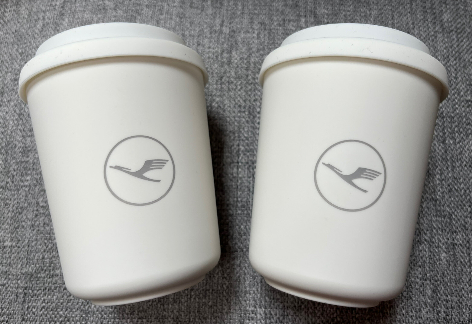 2 Lufthansa Airlines Logo Coffee plastic To Go Mug Cup Germany 270 ml ...