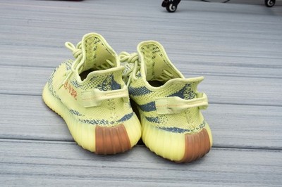 yeezy 350 v2 size 9.5 ''semi frozen''