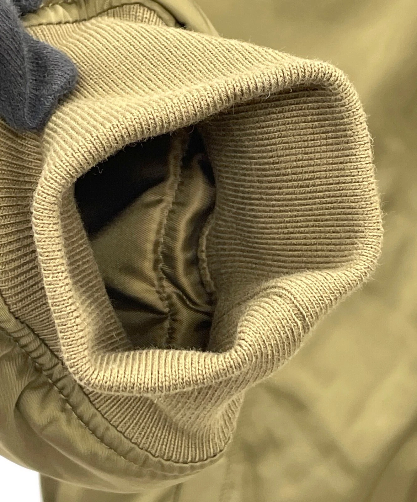Avirex Puffer Jacket Men's Size XL Olive New - product detail image 4