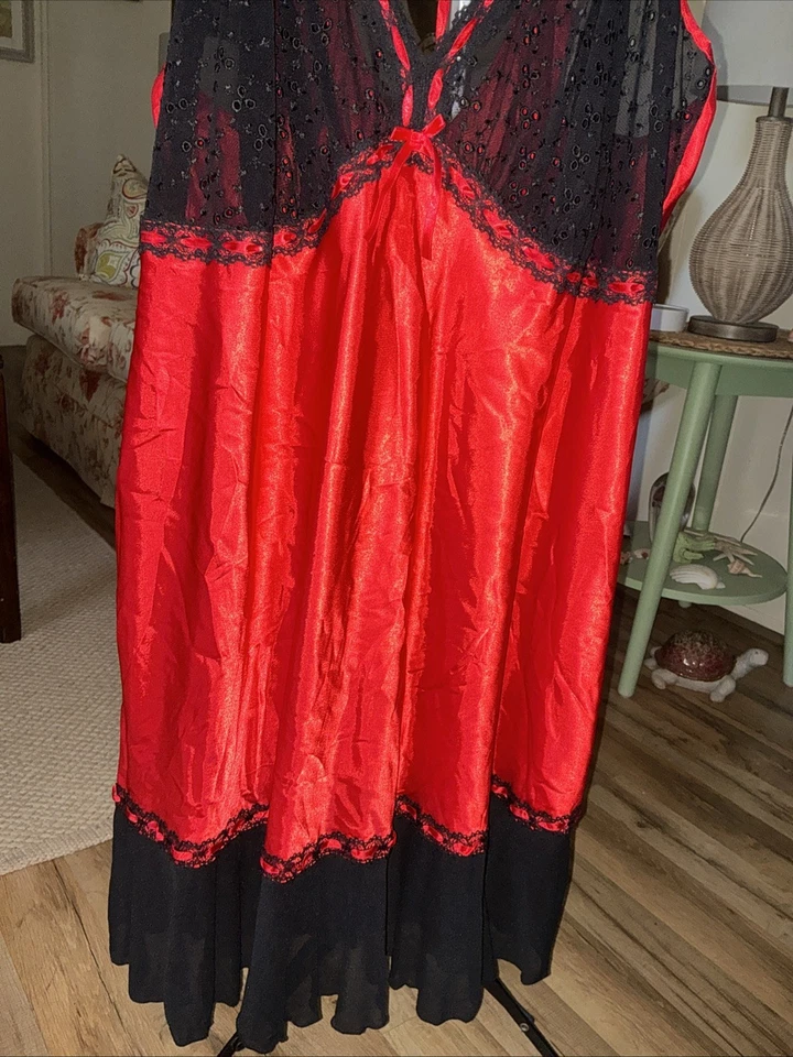 Cacique Lane Bryant Below Knee RED Satin W/BLACK Lace Chemise Babydoll 26/28 NWT - Image 4 of 4