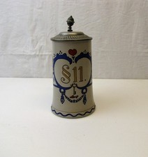 Bierkrug (oder Humpen) zeigt das Symbol §11 Studentika 1900 B.T.M.