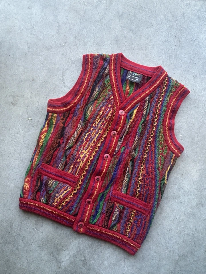 Vintage Coogi 3D Knit Wool Sweater Vest Made In Australia Size Small - Image 3 of 4