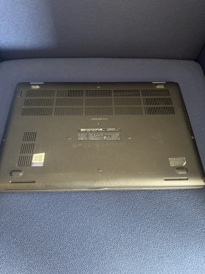 Dell Latitude 5400 · i5-8365U · 8GB · 256GB, foto 3 di 5
