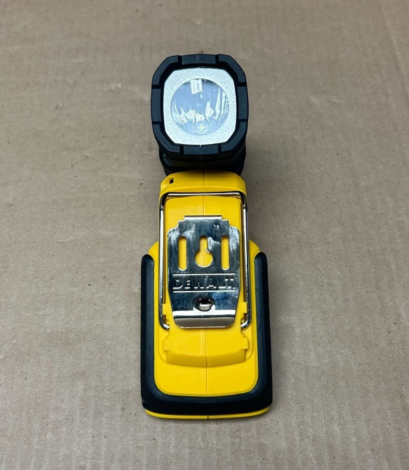 [Open-Box] (DCL044) DEWALT 20V MAX* LED Hand Held Worklight - Image 2 of 3