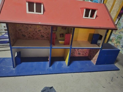 Vinted puppenhaus aus den 90er hand gemacht in bunten Farben - Bild 1 von 3