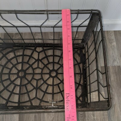 Vintage 1970's Metal Wire Milk Dairy Crate 4-82 Superior Ink